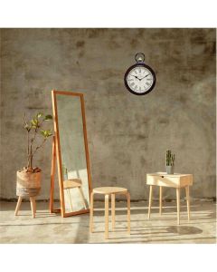 Brown Colored clock with hook - Artypillar